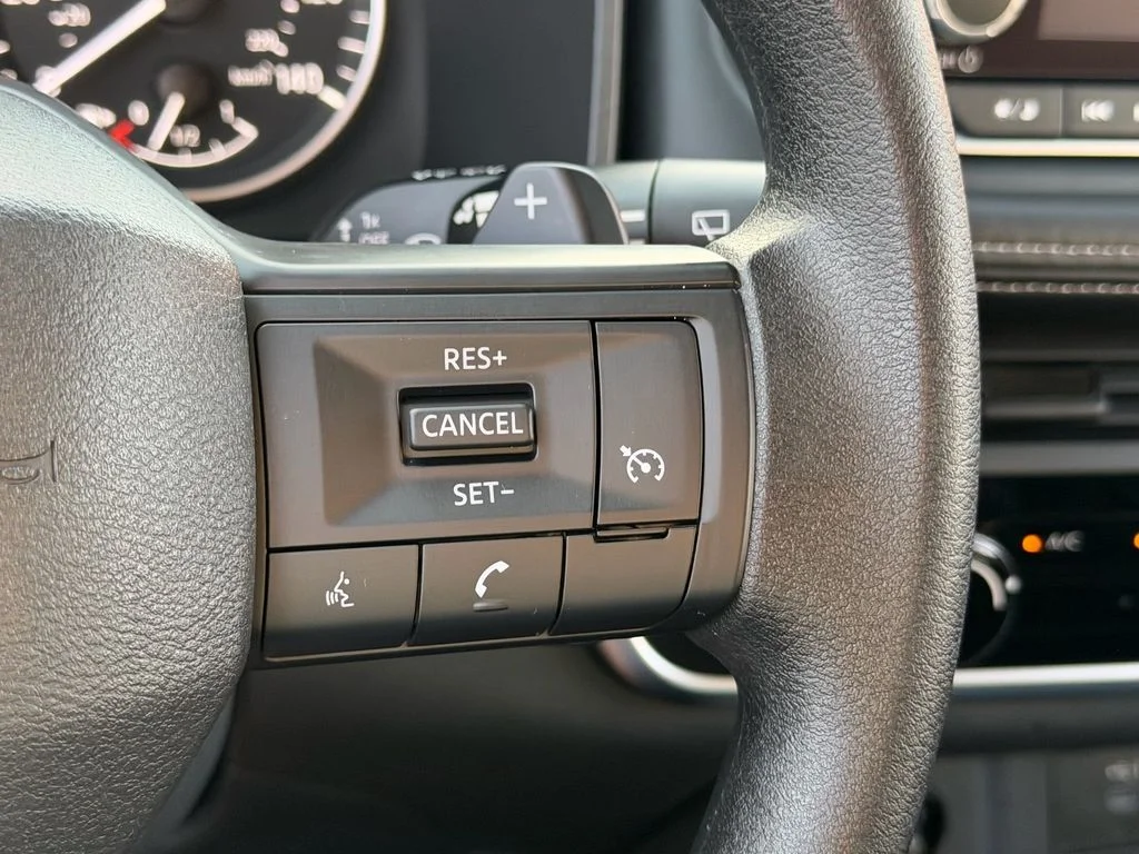 Certified Used 2025 White Nissan S image 23