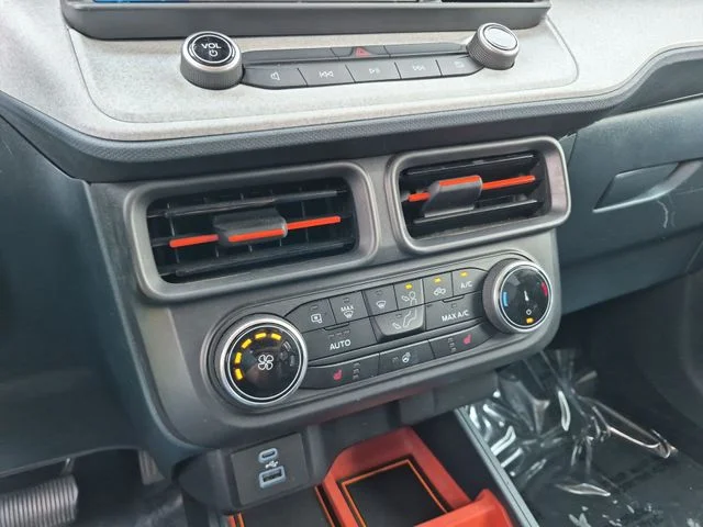 Used 2023 Orange Ford XLT image 25