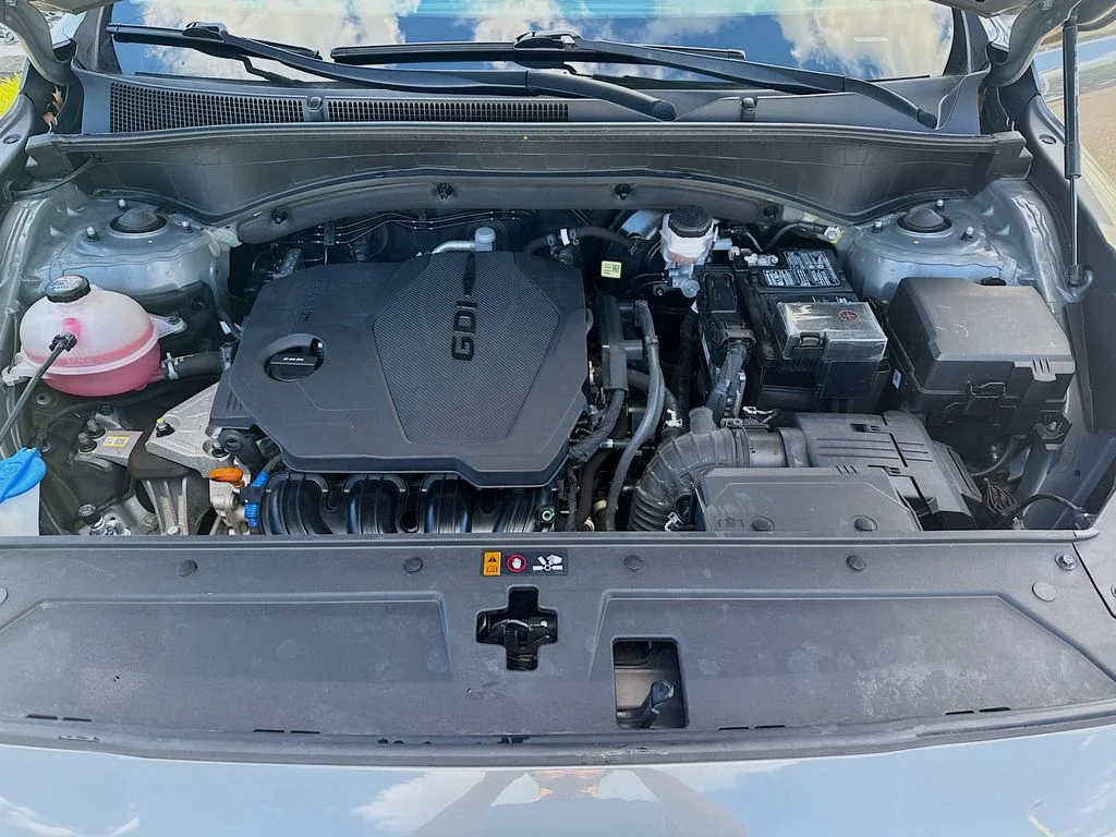 Used 2022 Hampton Gray Hyundai SEL image 22