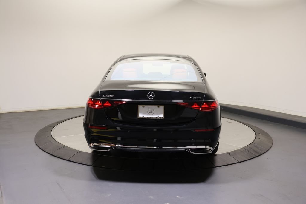 New 2027 Black Mercedes-Benz S 580 image 6