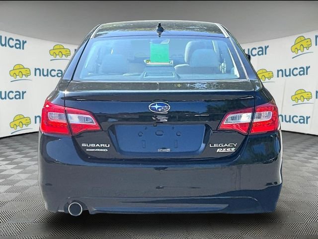 Used 2017 Black Subaru 2.5i image 4