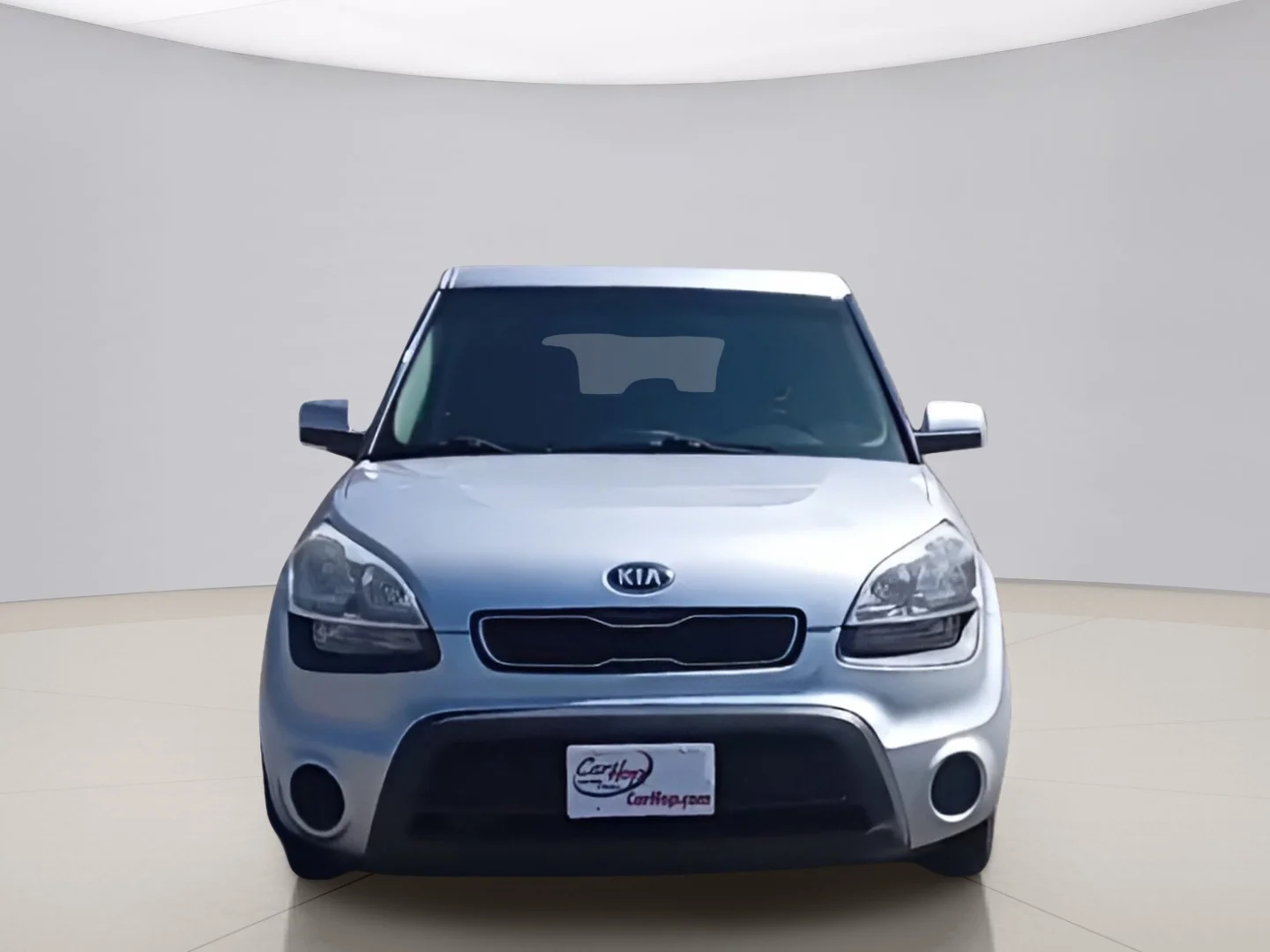 Used 2013 Silver Kia ! WAGON image 8