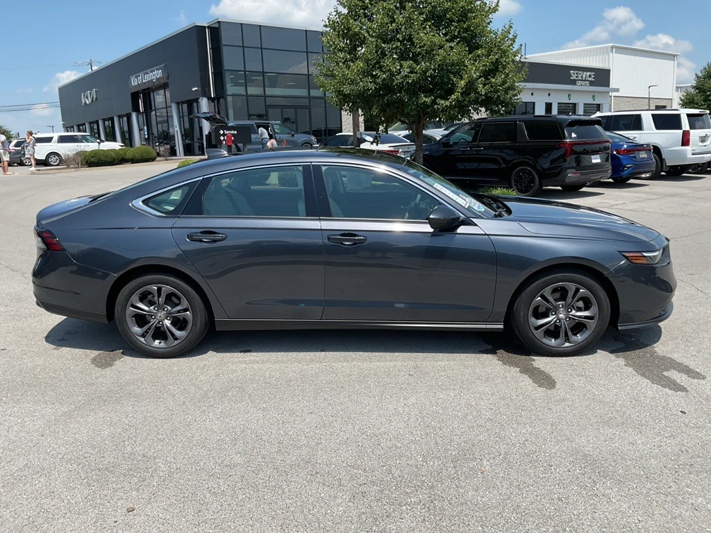 Used 2023 Meteorite Gray Metallic Honda EX image 11
