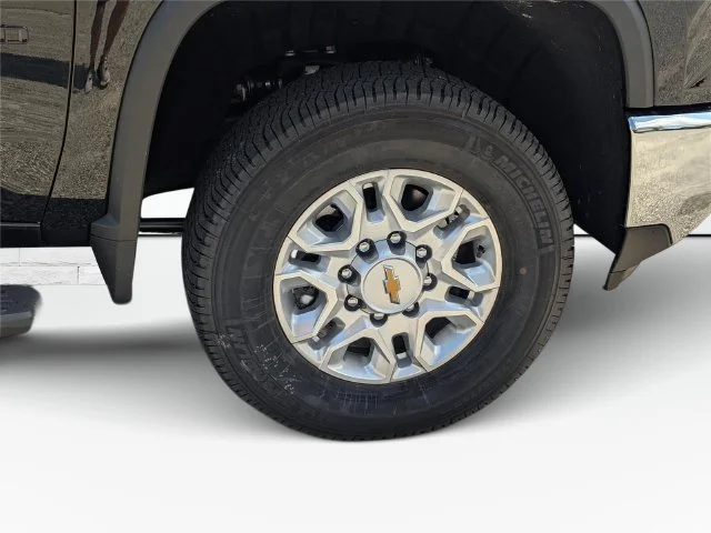 New 2026 Black Chevrolet LT image 9