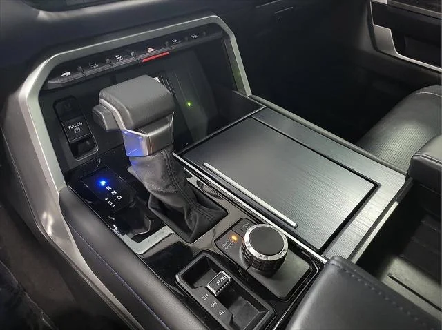 Certified Used 2023 WIND CHILL PEARL* Toyota  image 19