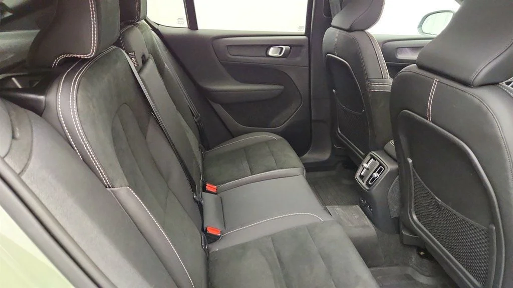 Used 2023 Sage Green Metallic Volvo Twin eAWD Ultimate with Pixel LED Headlights image 24