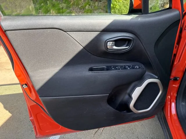 Used 2015 Omaha Orange Jeep Latitude image 15