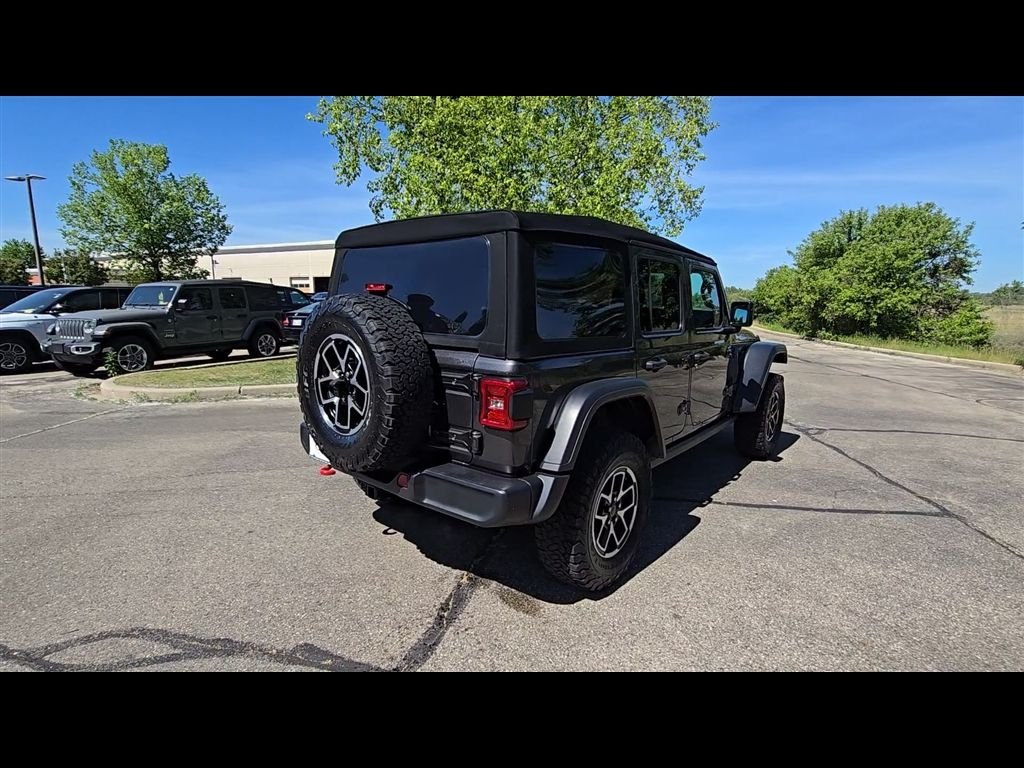 Used 2024 Gray Jeep Rubicon image 7