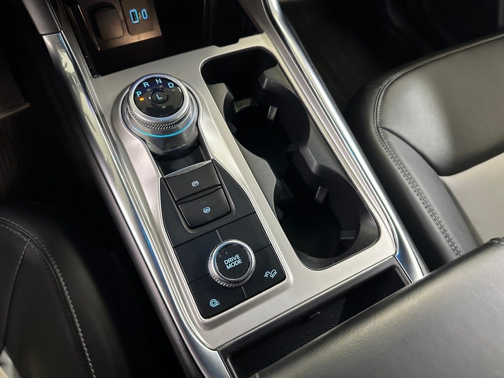 Used 2022 Gray Ford XLT image 15