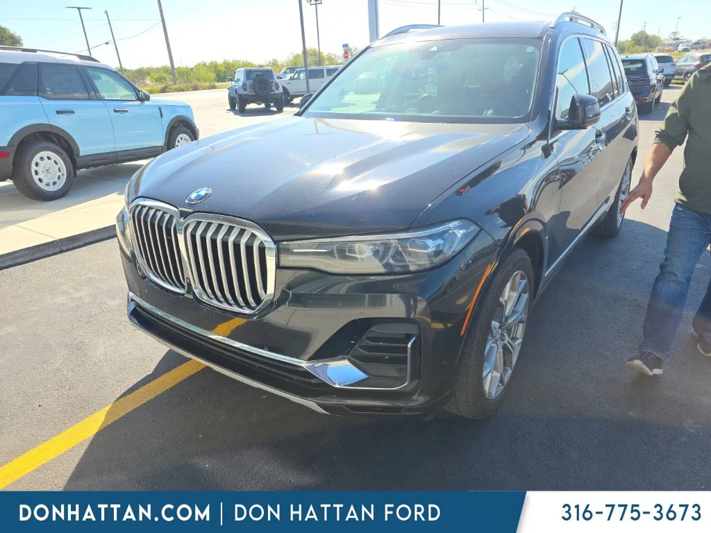 2021 BMW X7 40i