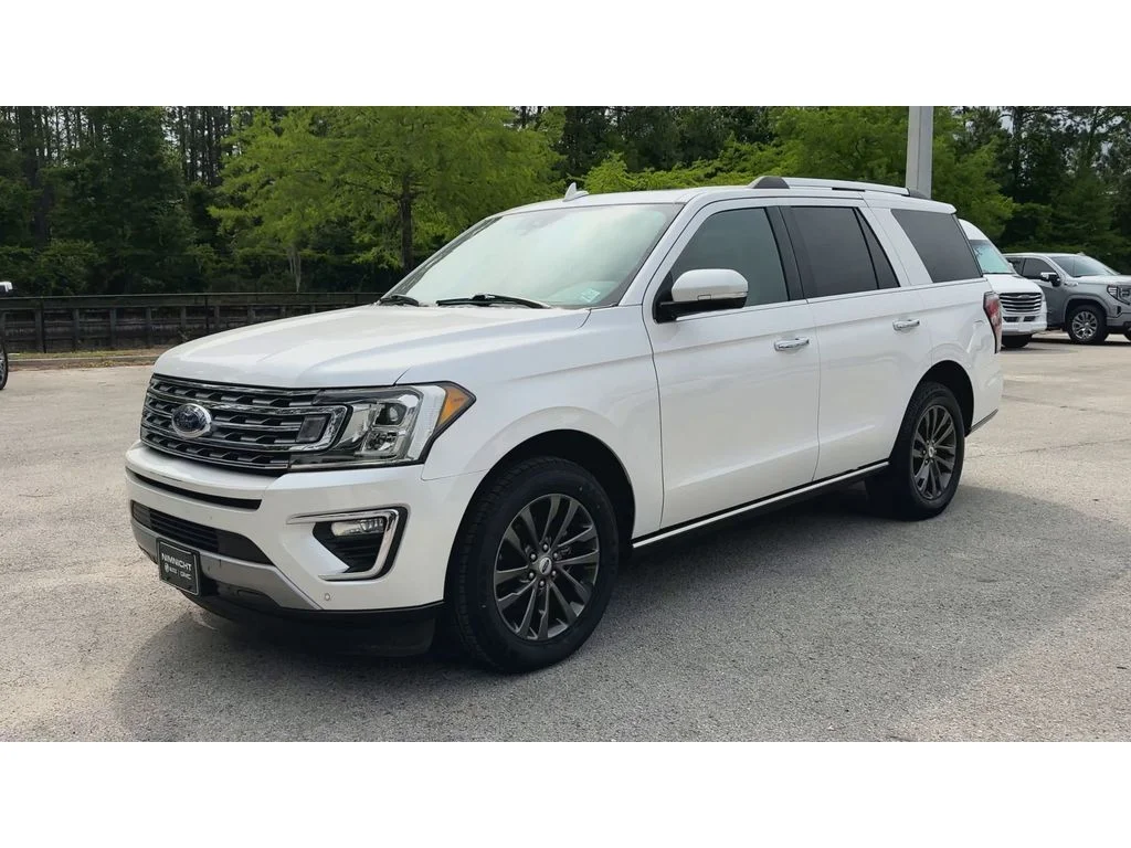 Used 2019 White Platinum Metallic Tri-Coat Ford Limited image 4