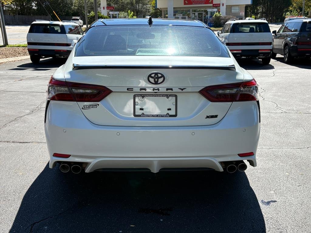 Used 2023 Wind Chill Pearl W/Midnight Black Metallic Roof Toyota XSE image 4