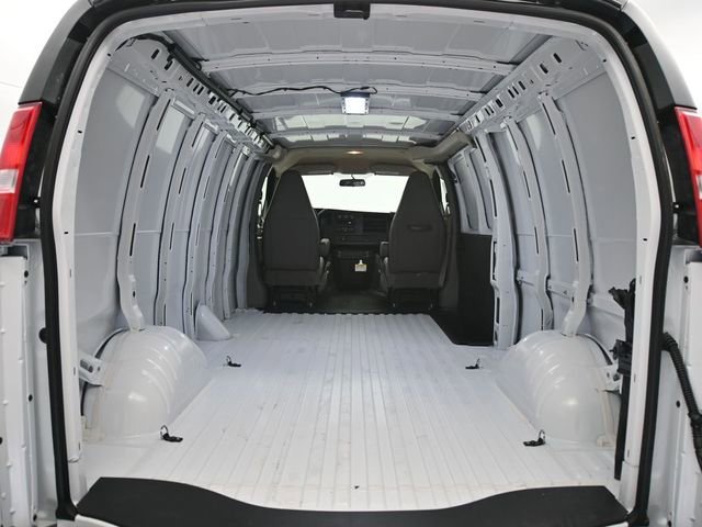 2026 GMC Savana Cargo Work Van - Photo 13