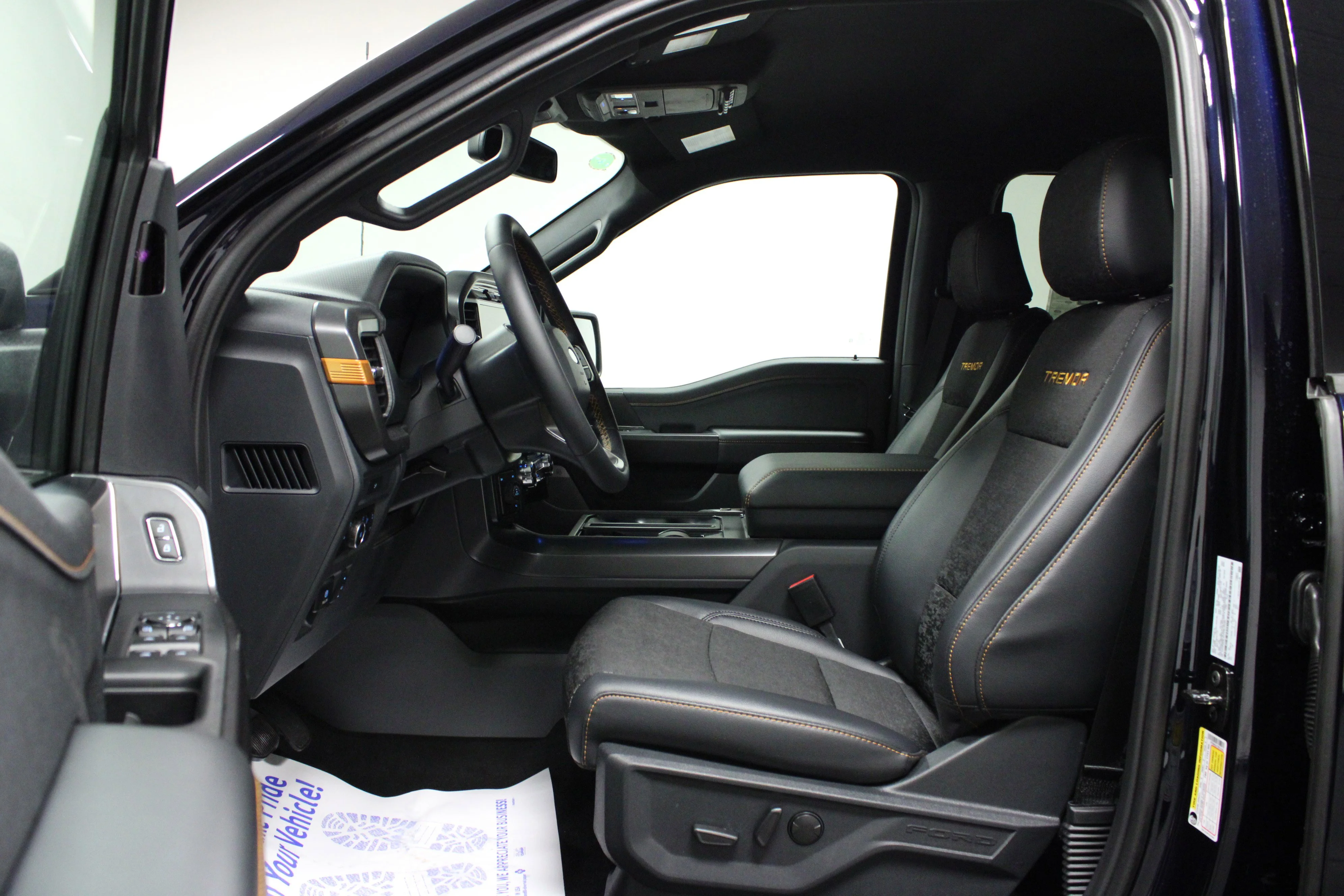 New 2026 Antimatter Blue Metallic Ford Tremor® image 12