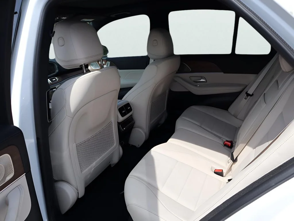 Used 2026 MANUFAKTUR Moonlight White Metallic Mercedes-Benz GLE 450 image 21