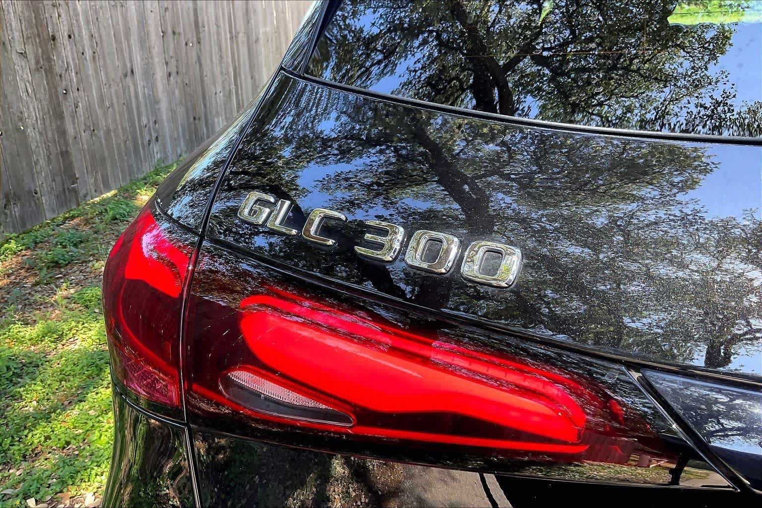 New 2026 Obsidian Black Metallic Mercedes-Benz GLC 300 image 10