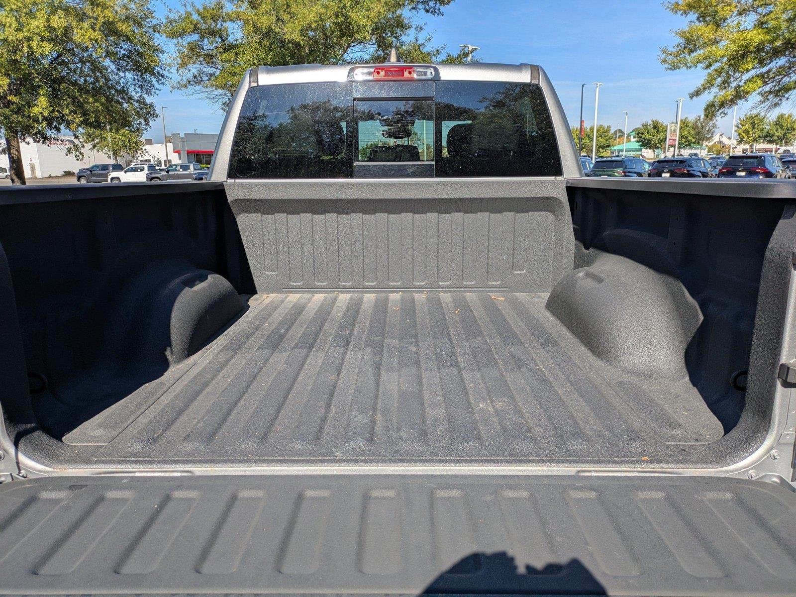Used 2022 Billet Silver Metallic Clearcoat Ram Big Horn image 12