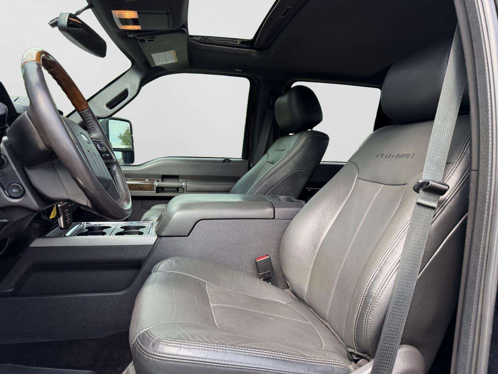 2016 Ford F-350 Super Duty Platinum - Photo 10