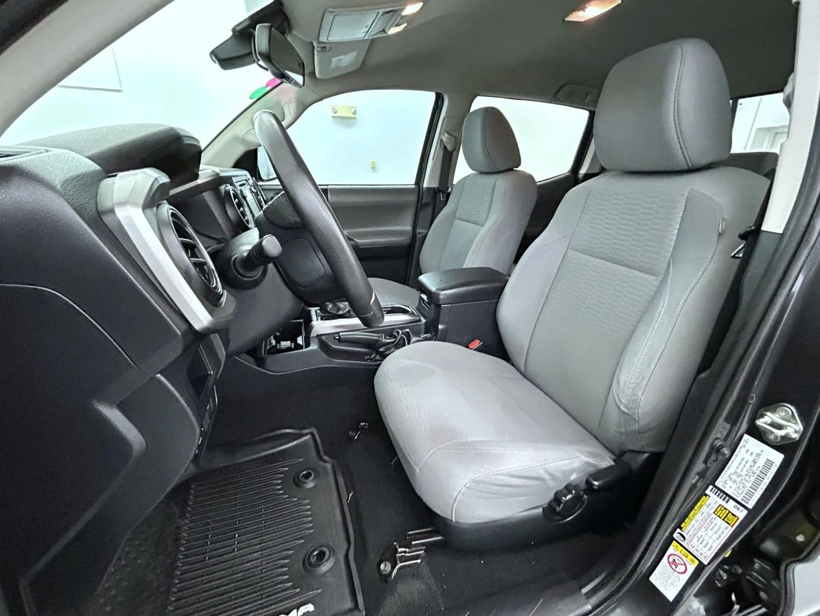 Used 2019 Gray Toyota SR5 image 10