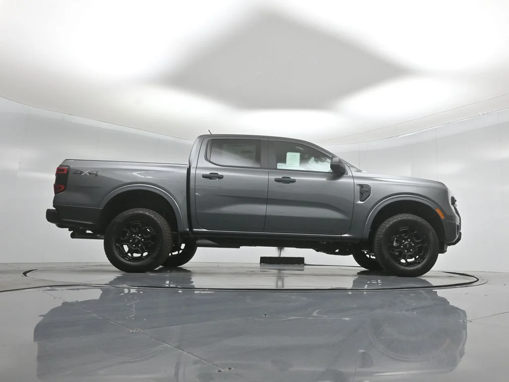 New 2026 Marsh Gray Ford XLT image 42