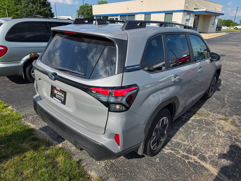 Used 2026 River Rock Pearl Subaru Premium image 5