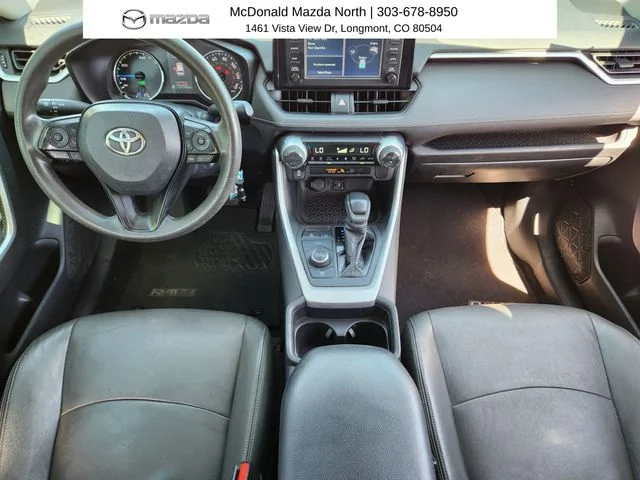 Used 2019 White Toyota LE image 10