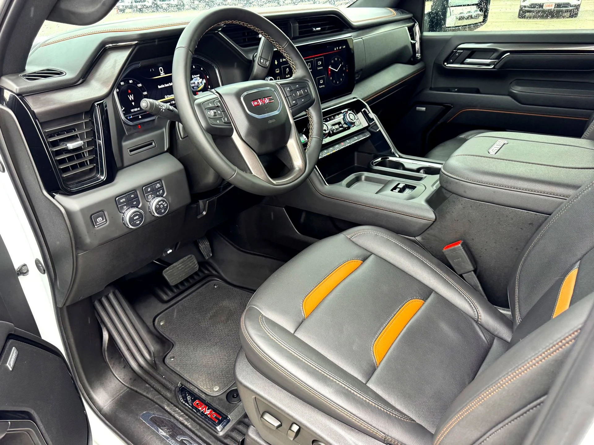 Used 2025 Summit White GMC AT4 image 11