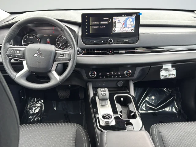 New 2026 Black Mitsubishi ES 1.5T 2WD image 9