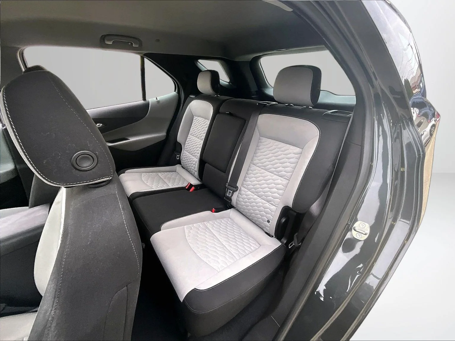 Used 2020 Gray Chevrolet LS image 25