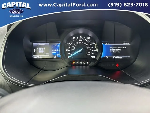 Used 2023 White Ford SEL image 26