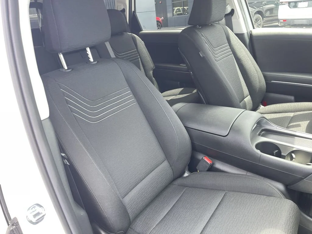 Used 2026 White Hyundai SE image 29