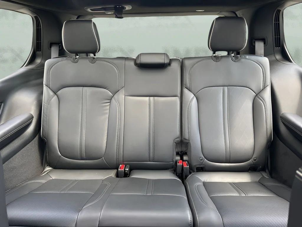 Used 2024 White Jeep Series II image 14