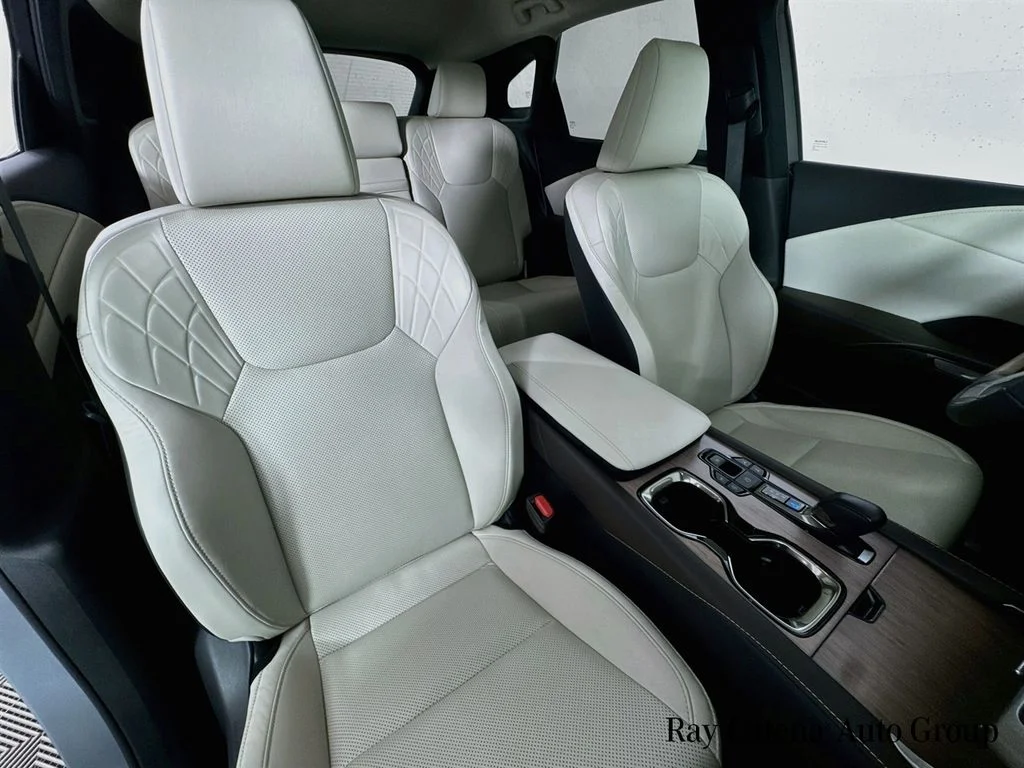 Certified Used 2024 Silver Lexus 350 Premium image 31