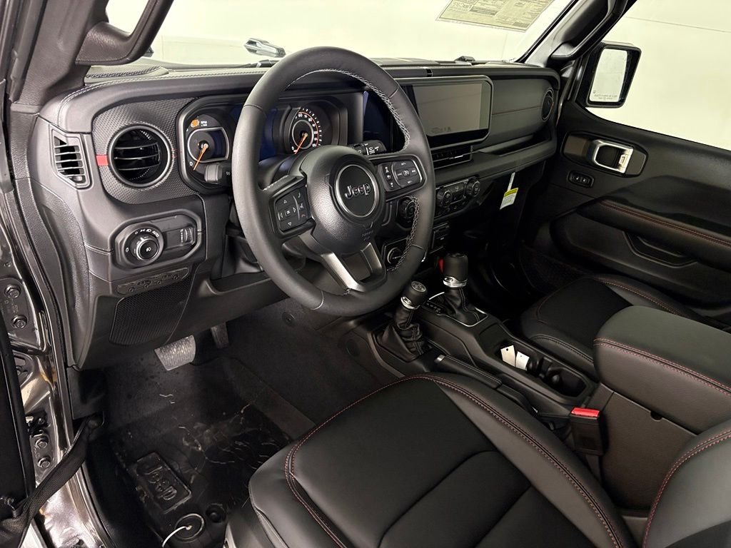 New 2026 Granite Crystal Metallic Clear-Coat Exterior Paint Jeep Rubicon X image 16