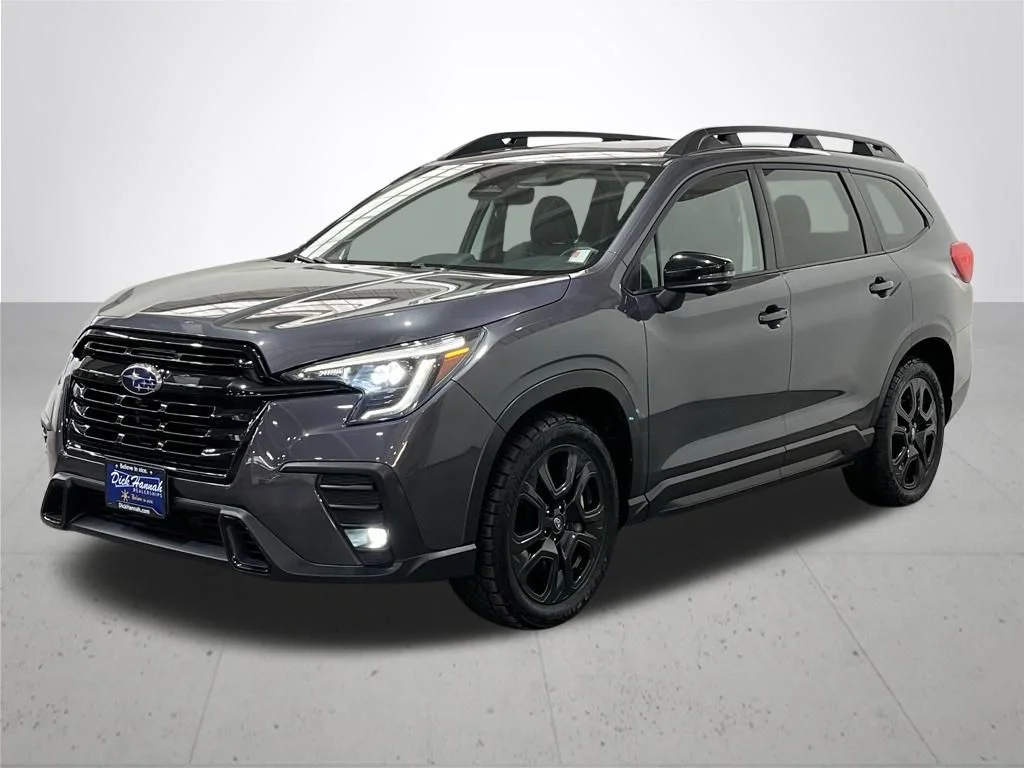 Used 2023 Gray Subaru Onyx Edition image 2
