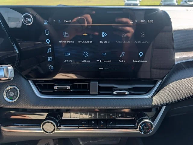 2027 Chevrolet Equinox LT - Photo 18