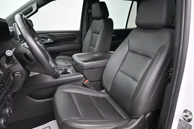Used 2023 White Chevrolet Z71 image 13