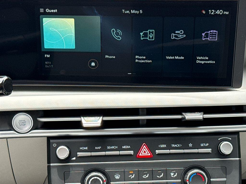 New 2026 White Hyundai SE FWD image 13