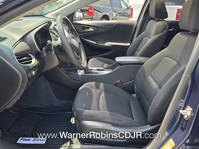 Used 2022 Blue Chevrolet LT image 4
