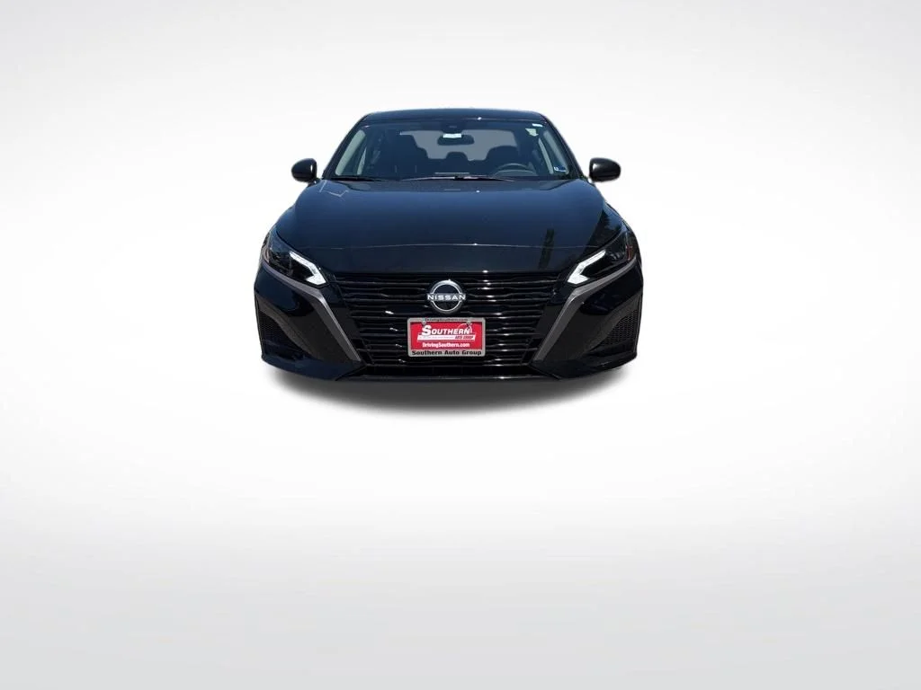 New 2026 Super Black Nissan SV image 5