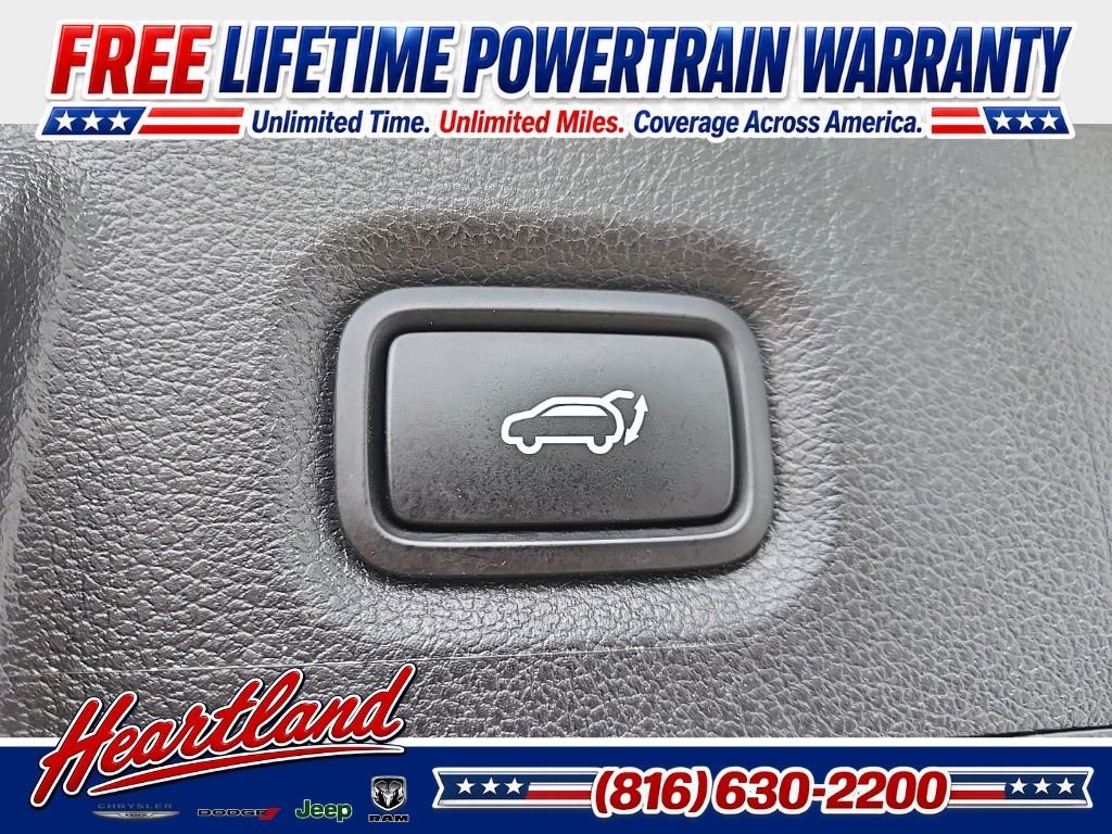 Used 2022 Black Hyundai Limited image 90