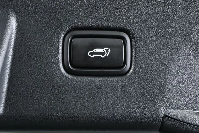 New 2026 Ash Black Hyundai SEL Convenience image 34