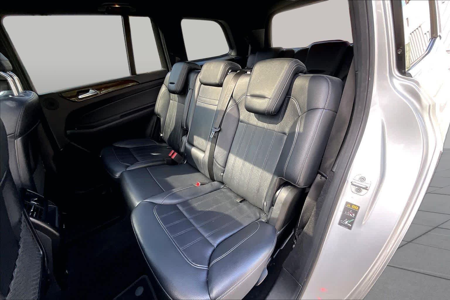 Used 2017 Iridium Silver Metallic Mercedes-Benz GLS 450 image 21