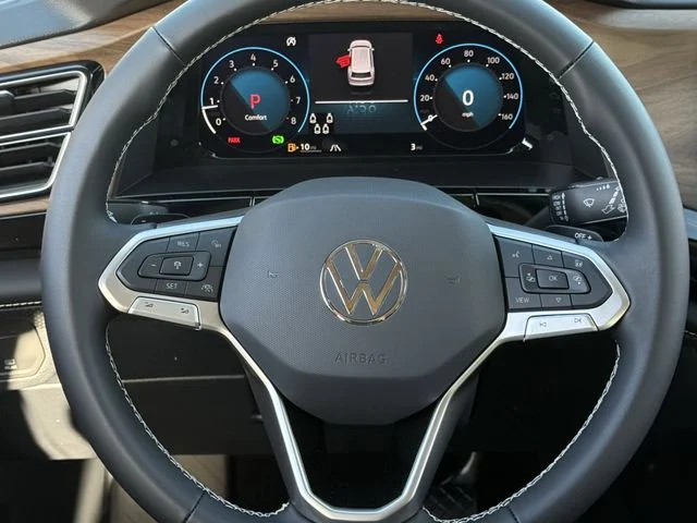 New 2026 White Volkswagen 2.0T SE w/Technology image 9