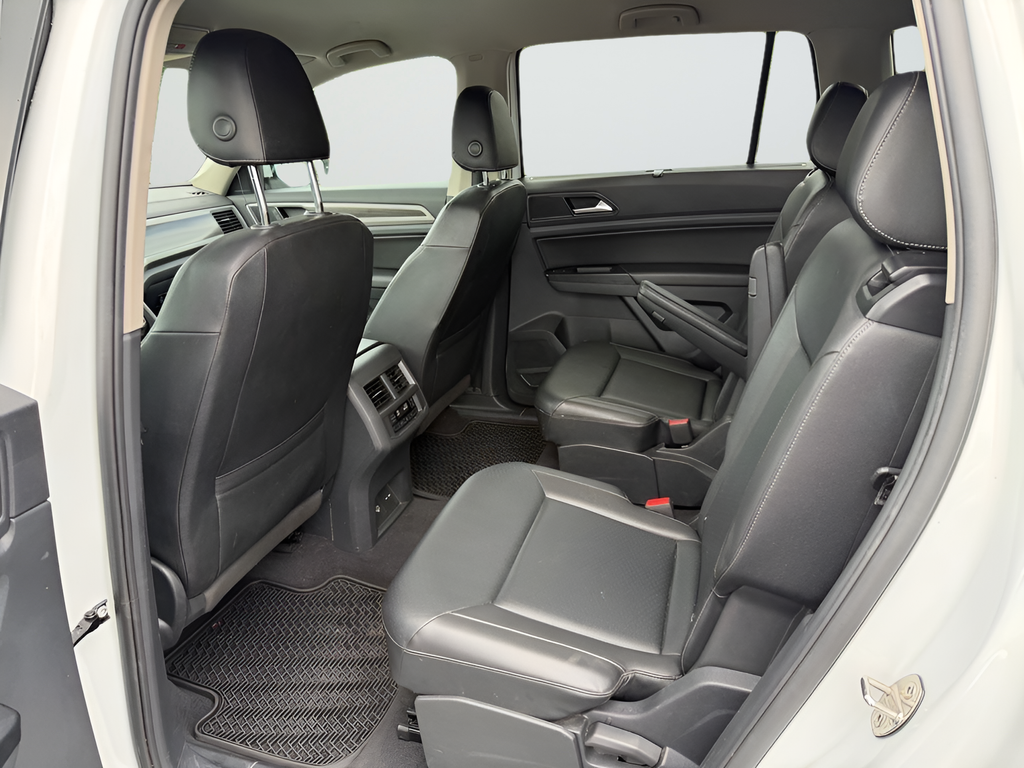 Used 2020  Volkswagen 3.6L V6 SE image 20