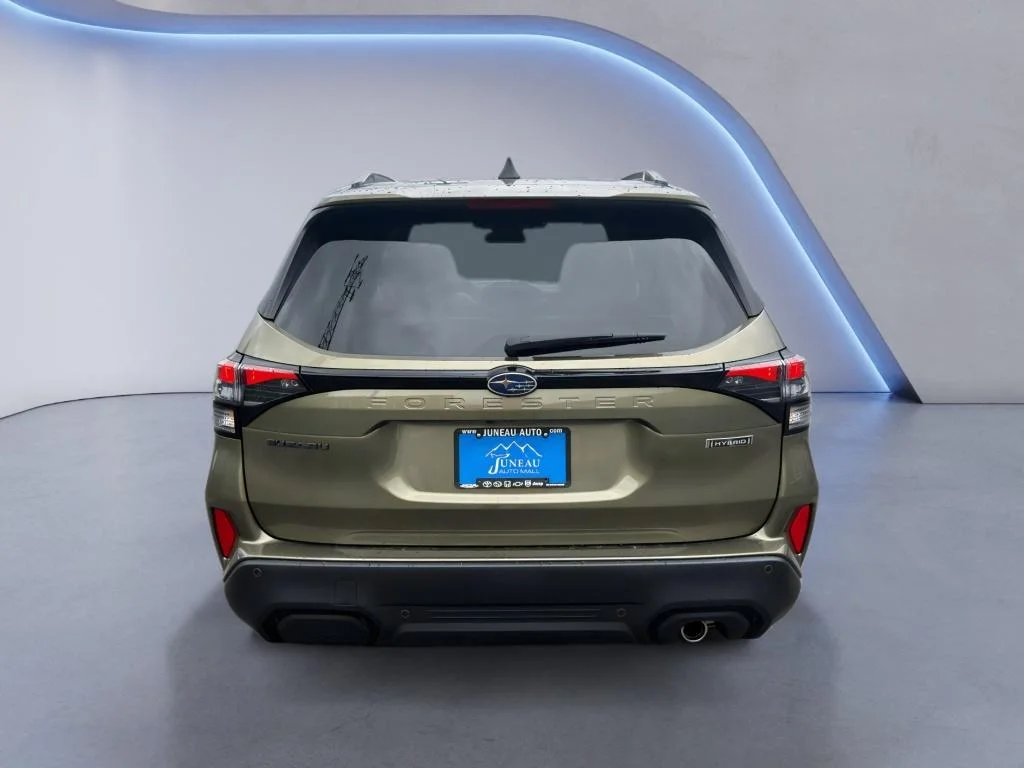 New 2026 AUTUMN GREEN METALLIC Subaru Touring Hybrid image 4
