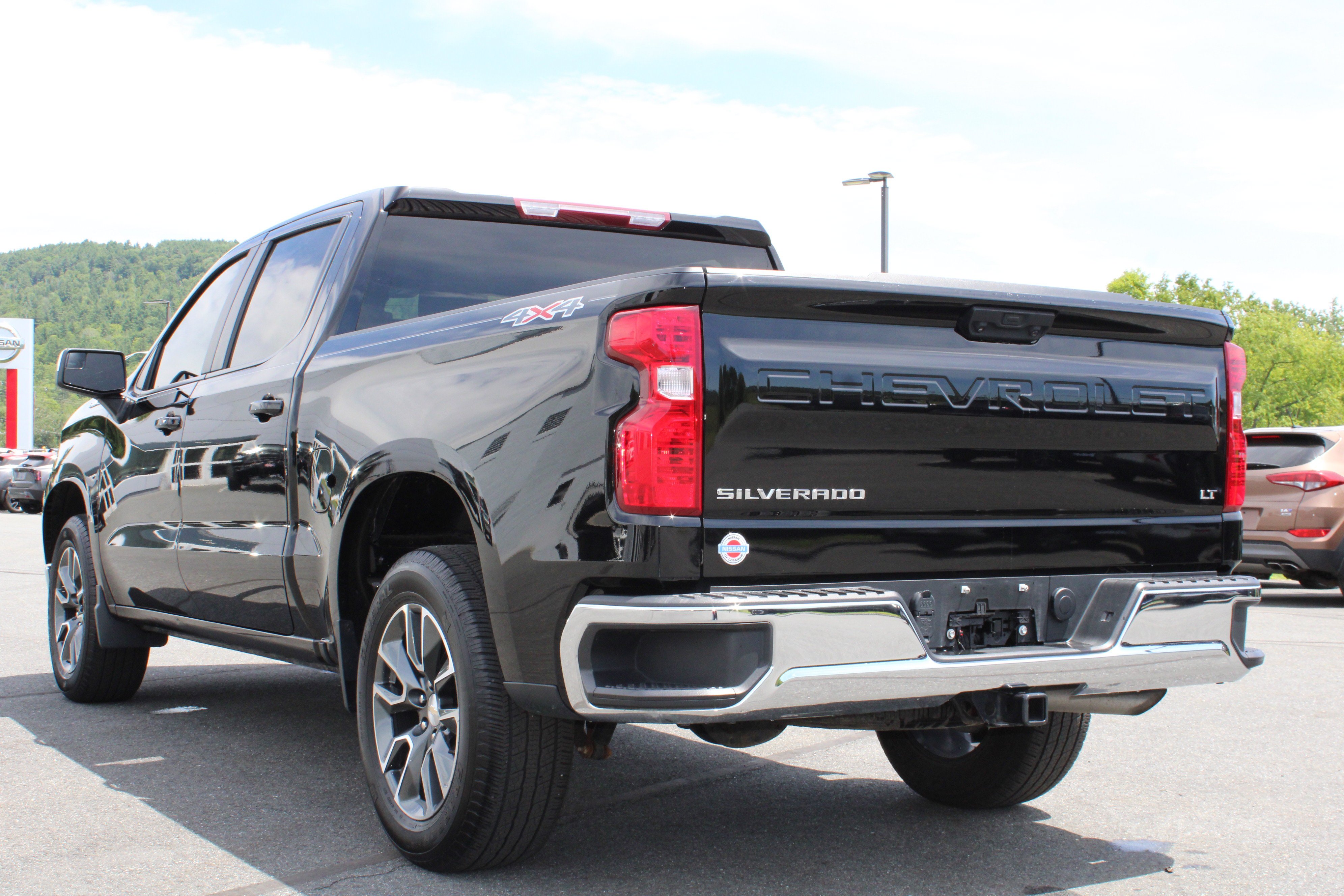 Used 2023 Black Chevrolet LT image 11