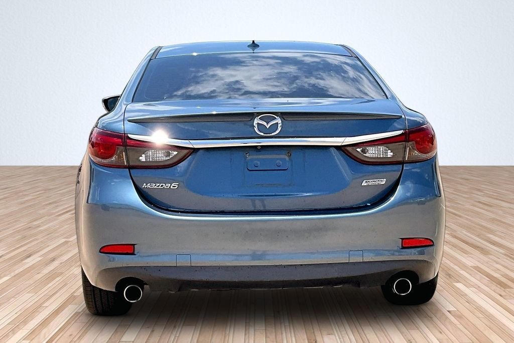 Used 2016 Blue Mazda i Grand Touring image 4