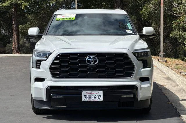 Certified Used 2023 WIND CHILL PEARL* Toyota  image 10