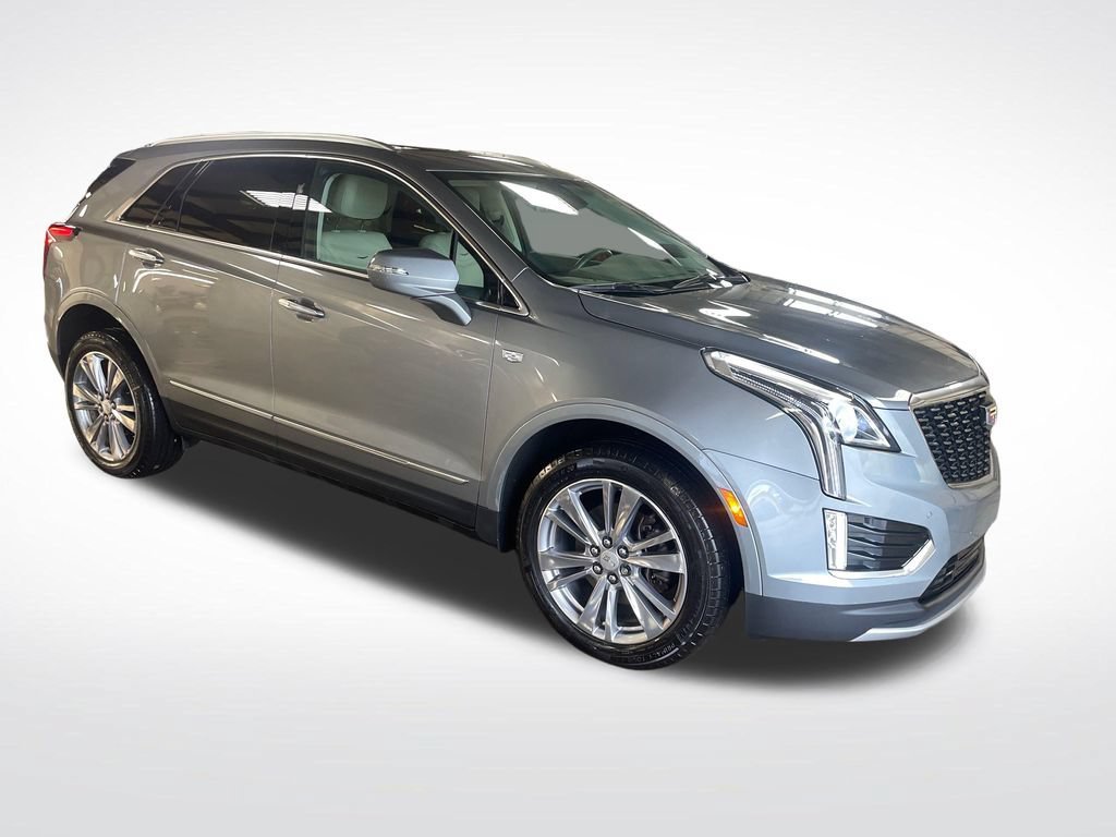 Used 2024 Argent Silver Metallic Cadillac Premium Luxury image 7
